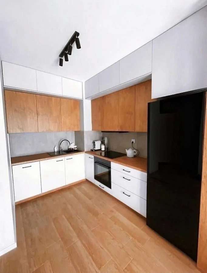 Elegant 1-Bedroom Flat With Balcony Near Wroclaw 0*,